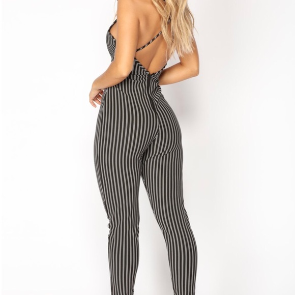 Jumpsuit - Picture 3 of 4